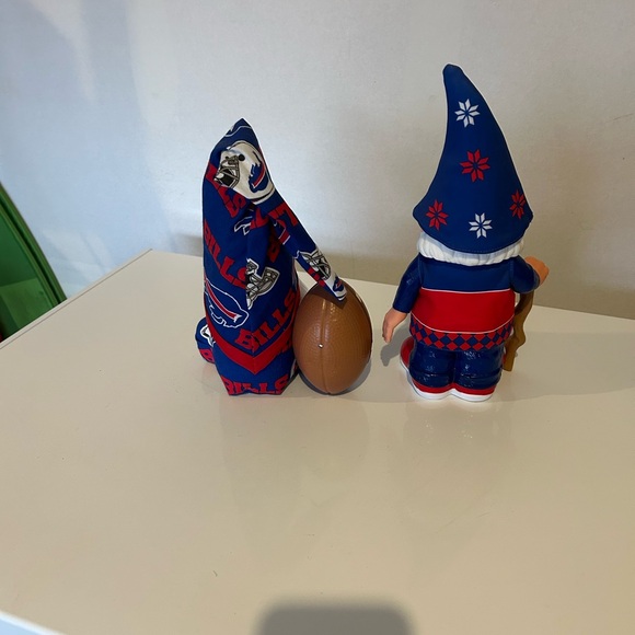 Buffalo Bills (2) Gnomes Blue and Red 🦬 - Picture 2 of 2